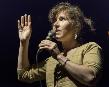 585C2800 95E3 41D9 9B39 669C9Ede15Fb