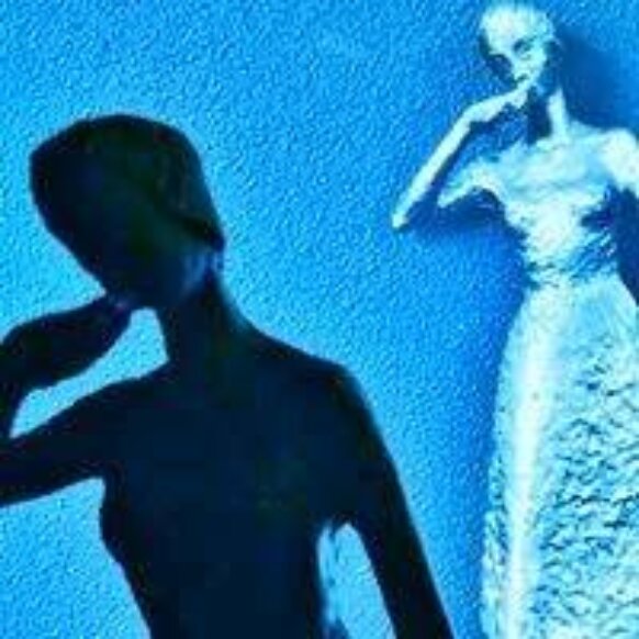 Mariken Meets Mariken Blauw