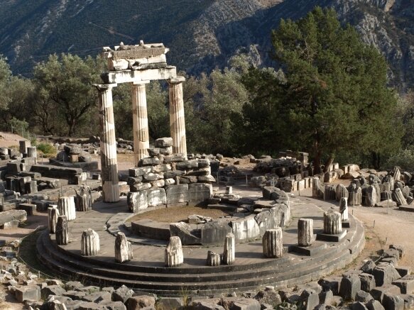 34  Tholos Athena Pronaia 583 437 S C1 C C 0 0 1
